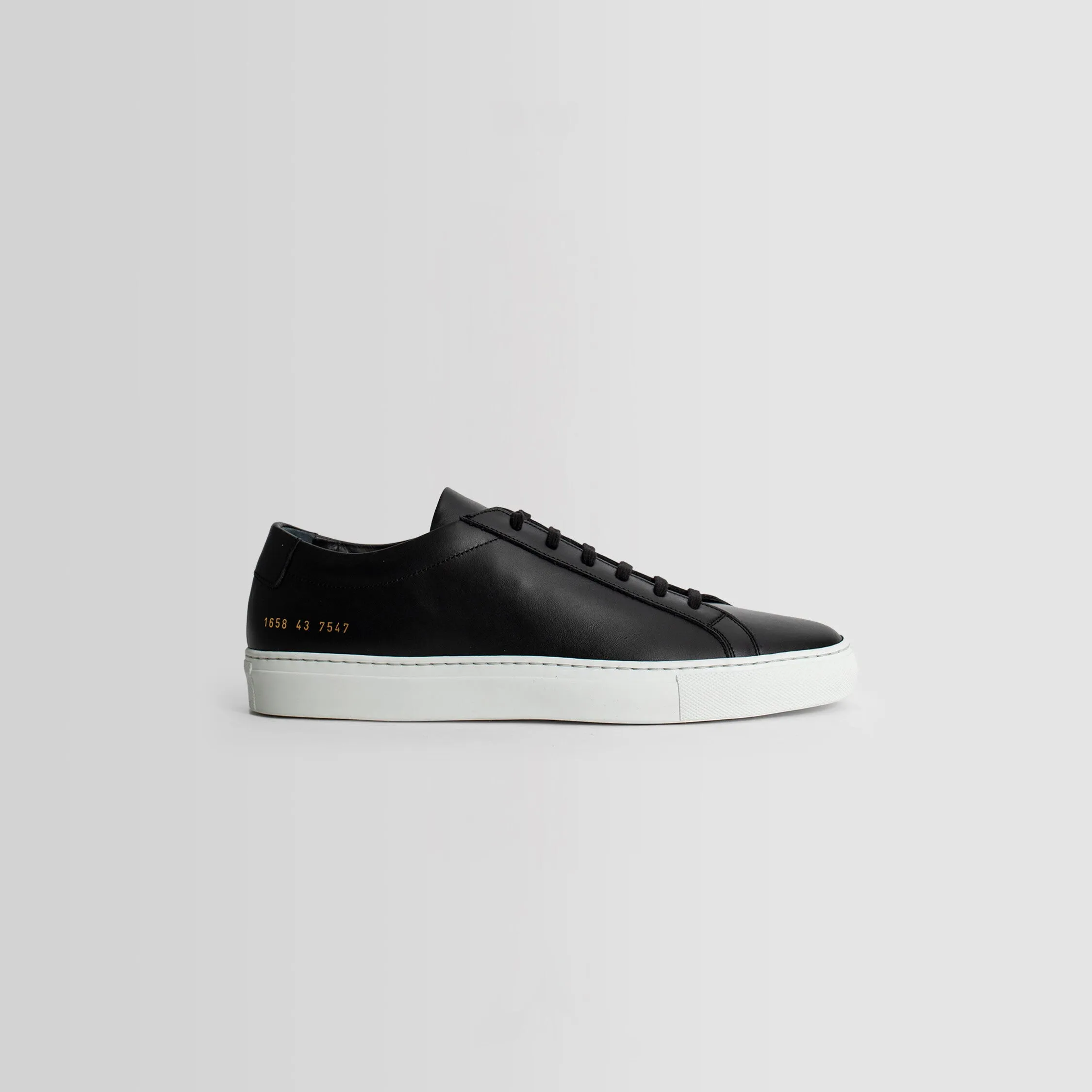 COMMON PROJECTS MAN BLACK SNEAKERS