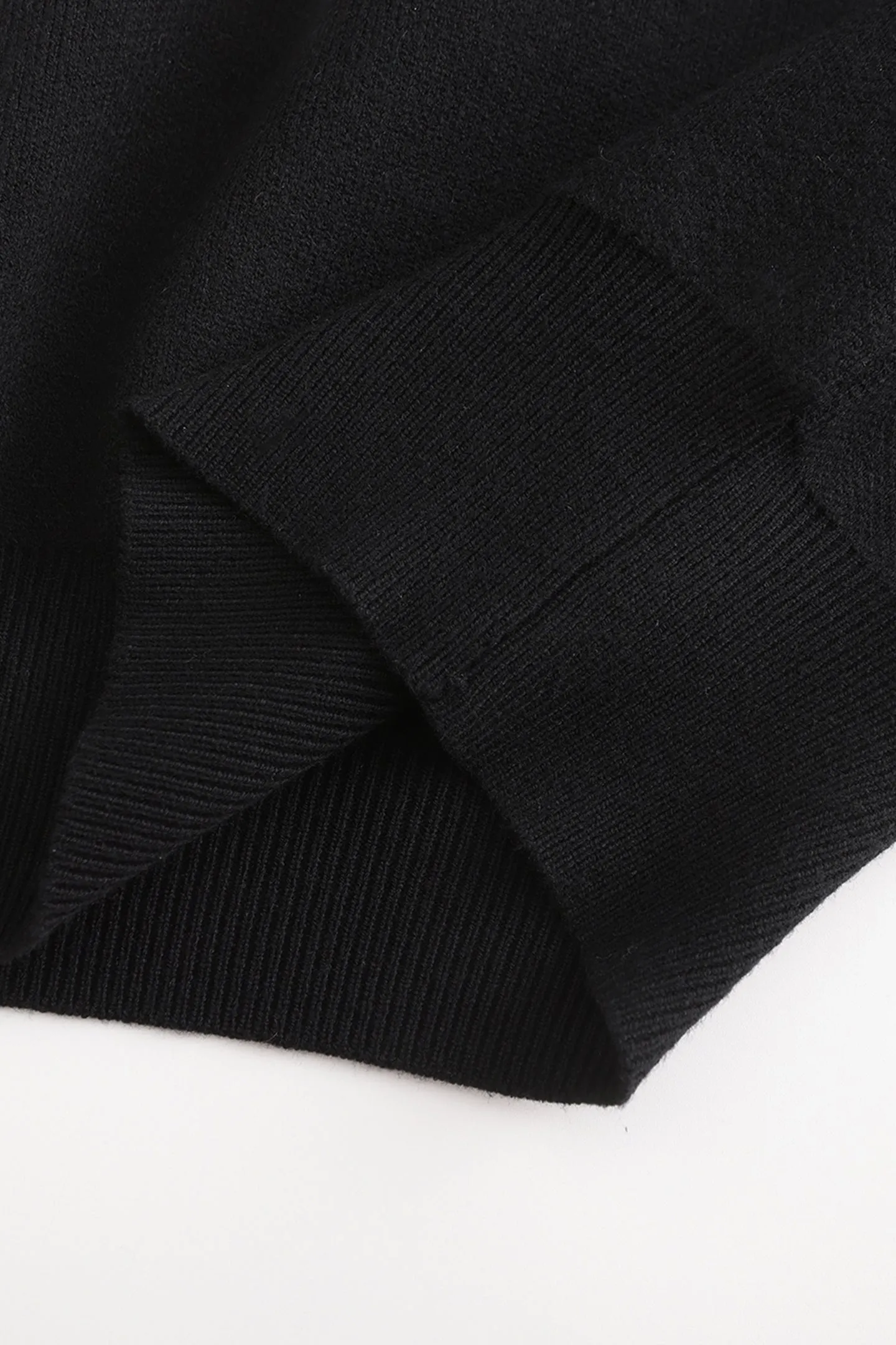 Disark Modal Anti-Pilling Knitted Hoodie-Black