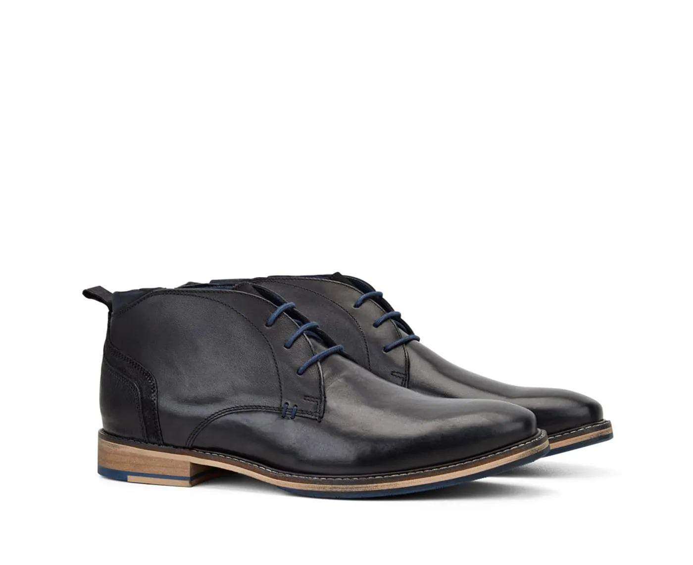 Julius Marlow Wade Black Leather Chukka